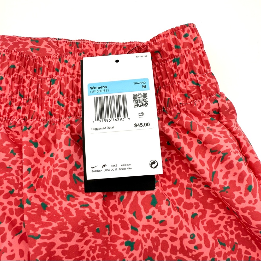 NWT New Nike Women's One Dri-FIT Mid-Rise 3" Brief-Lined Shorts Size Medium M - Picture 5 of 5